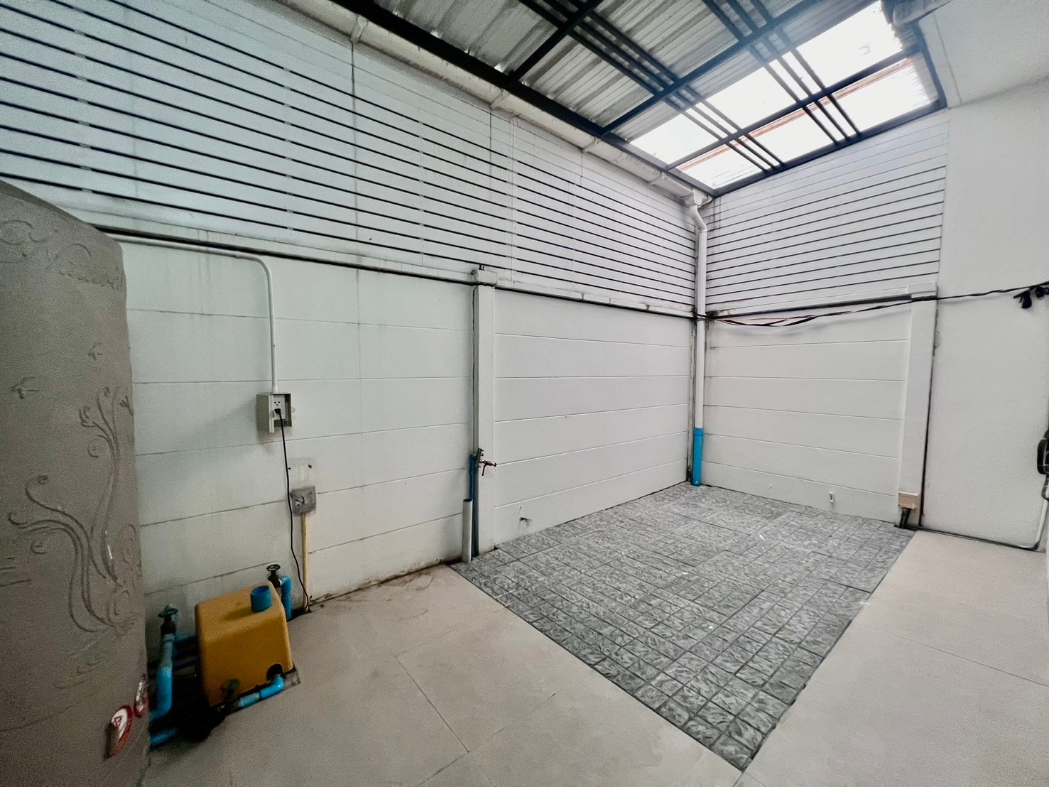 3 ห้องนอน ทาวน์เฮาส์ สำหรับเช่า ใน บางแก้ว, บางพลี, สมุทรปราการ - Image 9