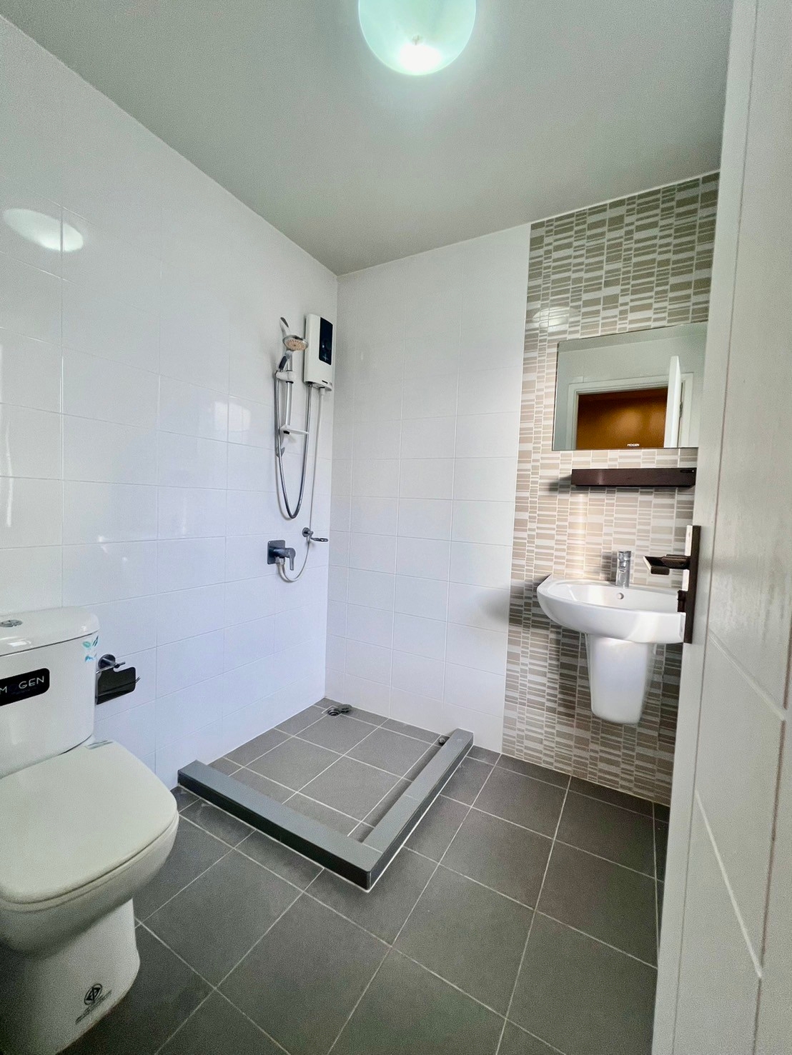 3 ห้องนอน ทาวน์เฮาส์ สำหรับเช่า ใน บางแก้ว, บางพลี, สมุทรปราการ - Image 10