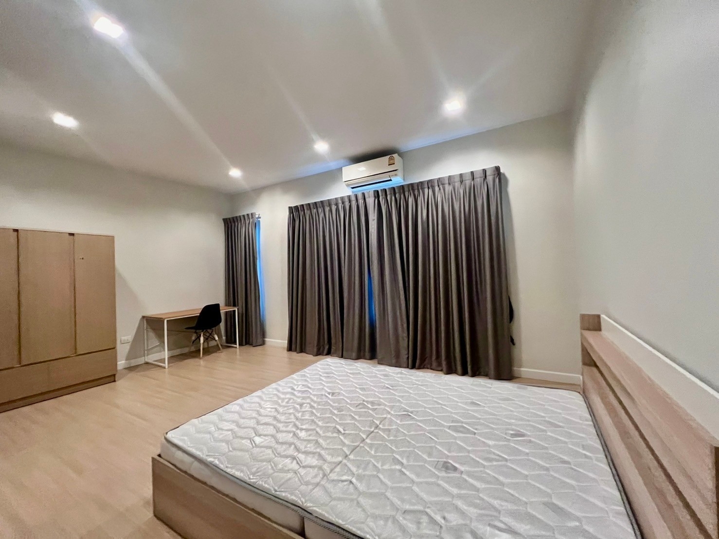 3 ห้องนอน ทาวน์เฮาส์ สำหรับเช่า ใน บางแก้ว, บางพลี, สมุทรปราการ - Image 12