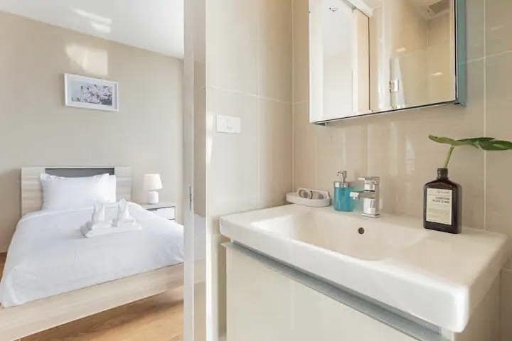 2 Bedroom Condo For Sale in Khlong Tan, Khlong Toei, Bangkok - Image 5