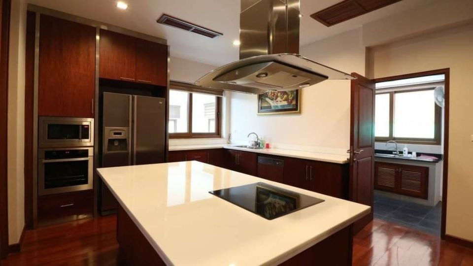 5 Bedroom House For Sale in Mae Hia, Mueang Chiang Mai, Chiang Mai - Image 11