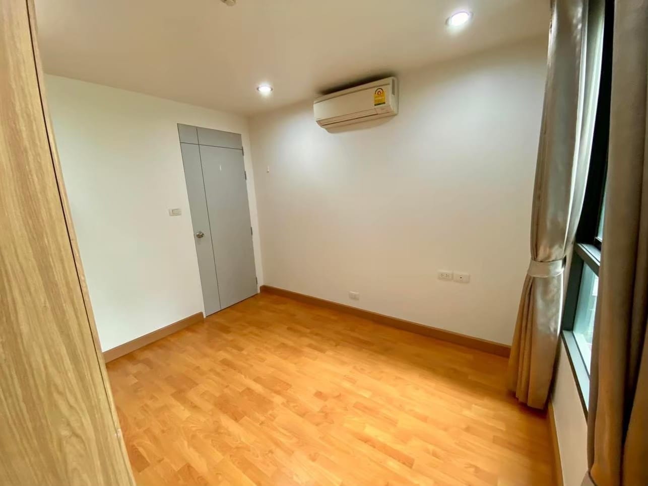The President Condo Sukhumvit 81 - Image 12