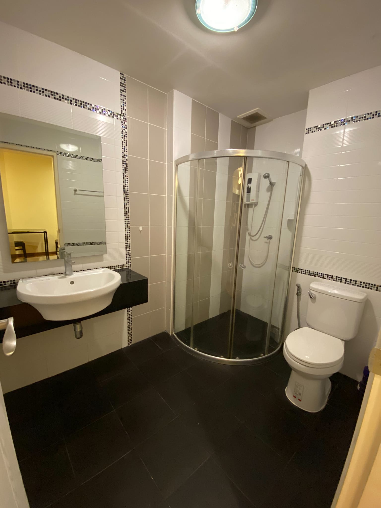 PromT Condo - Image 4