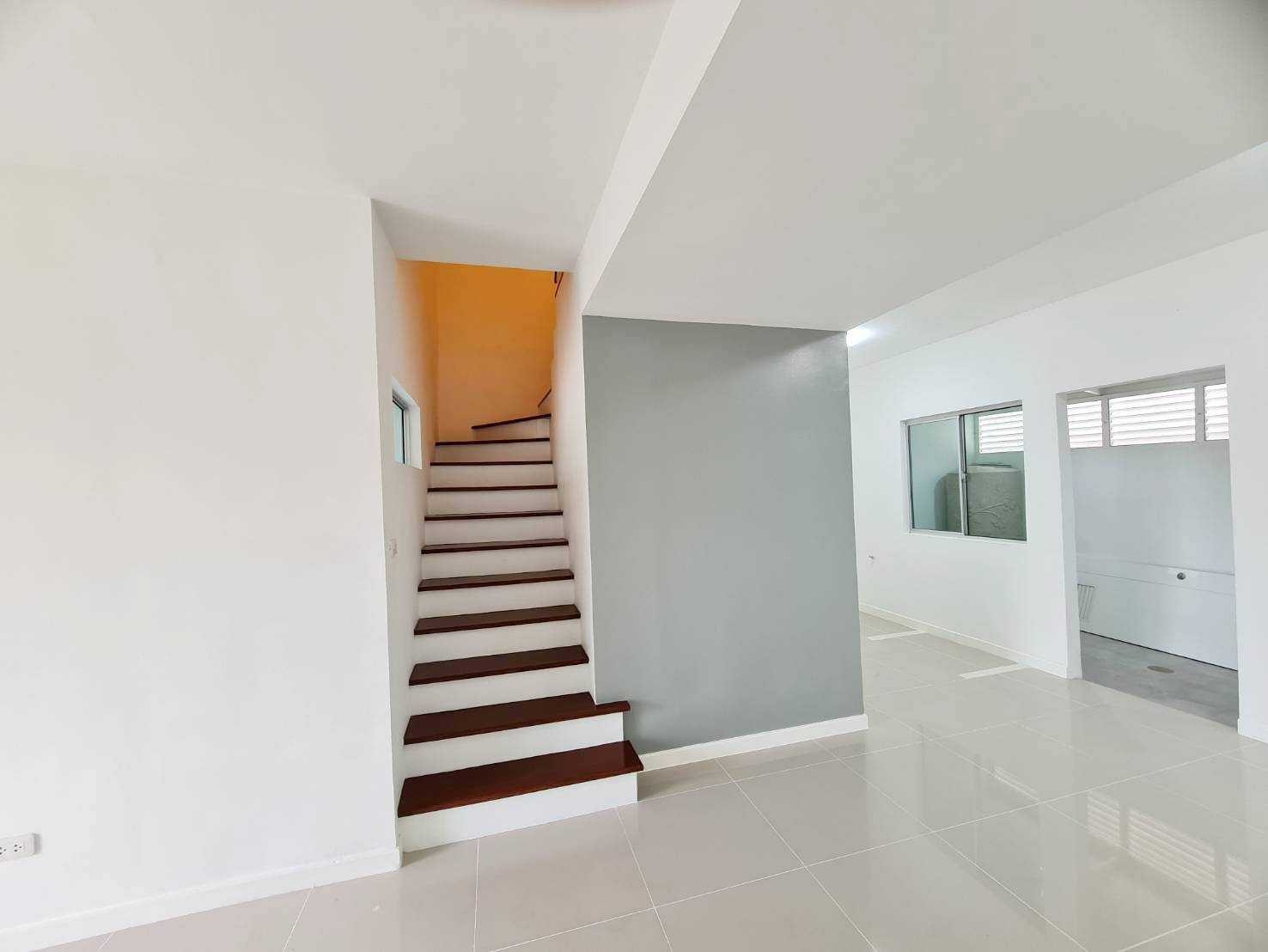 3 Bedroom Townhouse For Sale in Bang Kaeo, Bang Phli, Samut Prakan - Image 3
