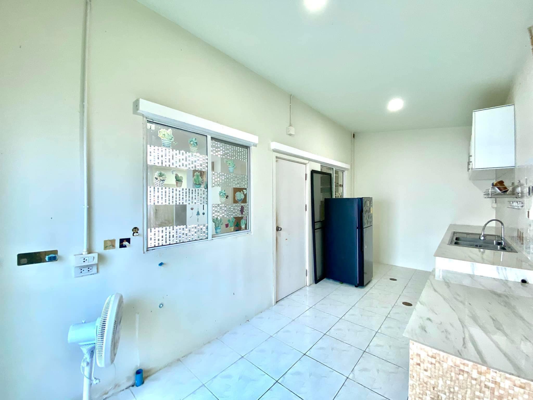 3 Bedroom Townhouse For Sale in Tha Sala, Mueang Chiang Mai, Chiang Mai - Image 6
