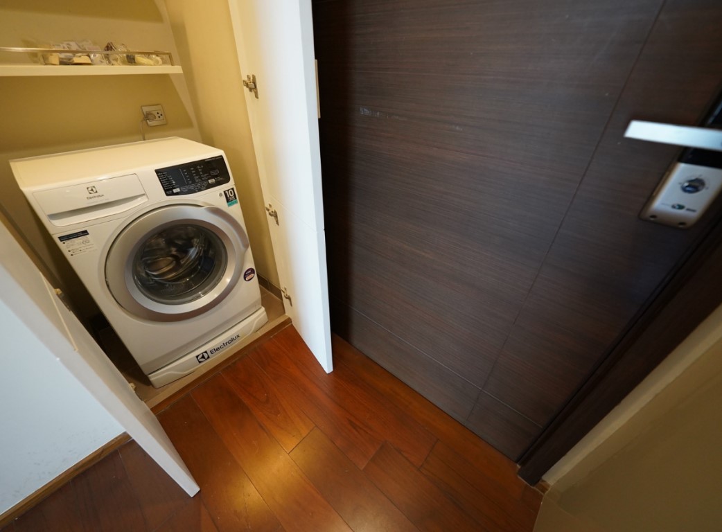 1 Bedroom Condo For Sale in Khlong Tan Nuea, Vadhana, Bangkok - Image 8