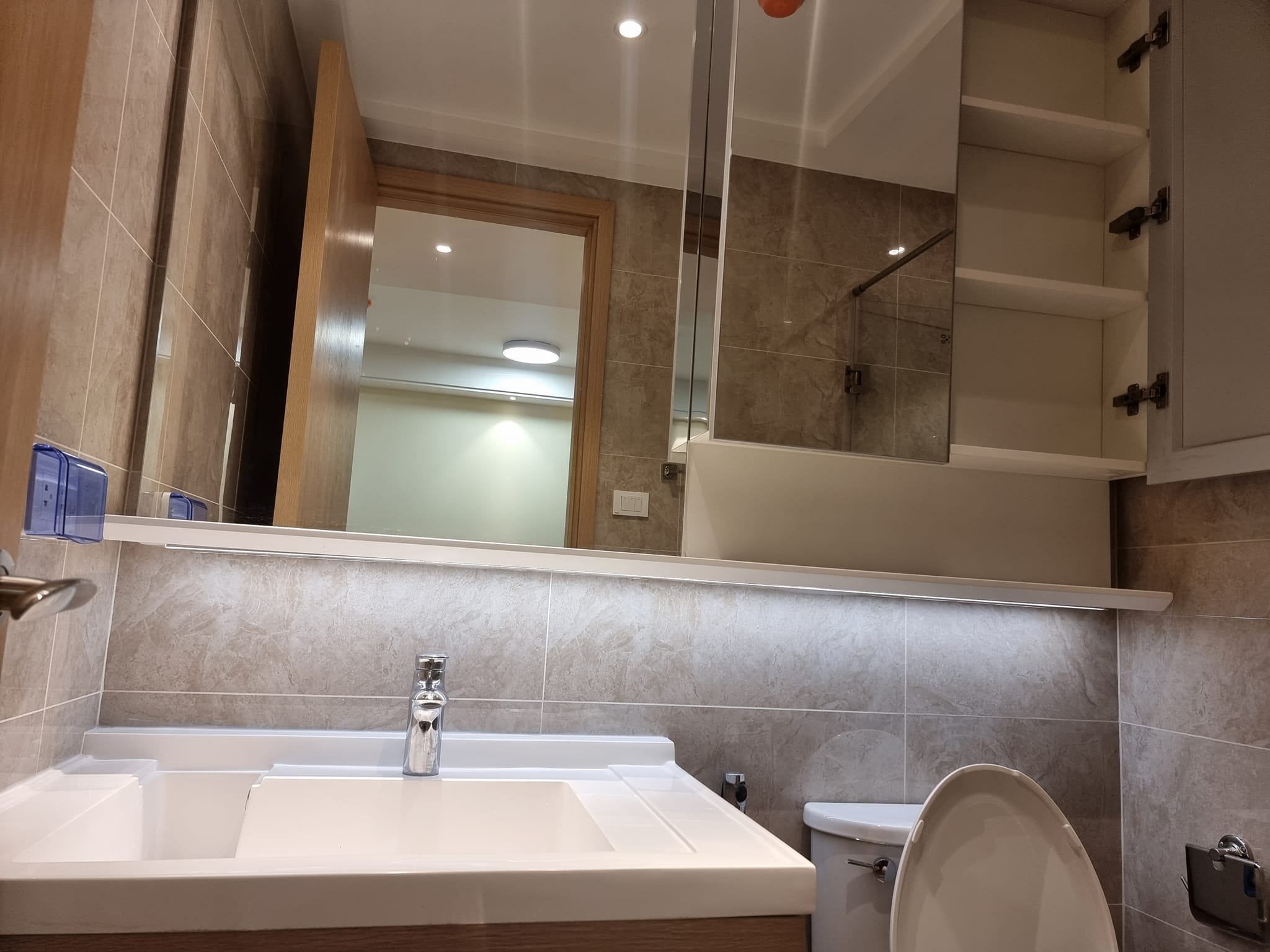 Regal Sathon-Naradhiwas - Image 9