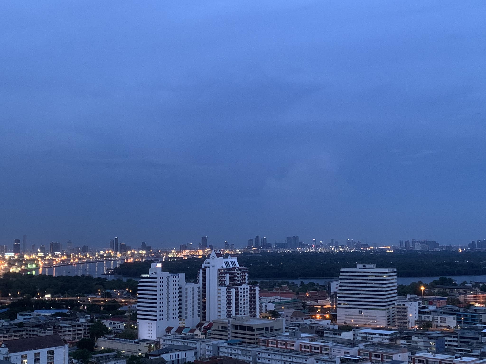 รีเกิล คอนโด สาทร - นราธิวาสฯ - Image 12