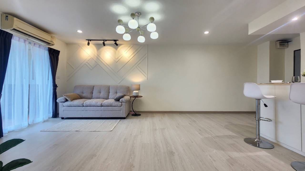 Regent Home 4 - Image 3