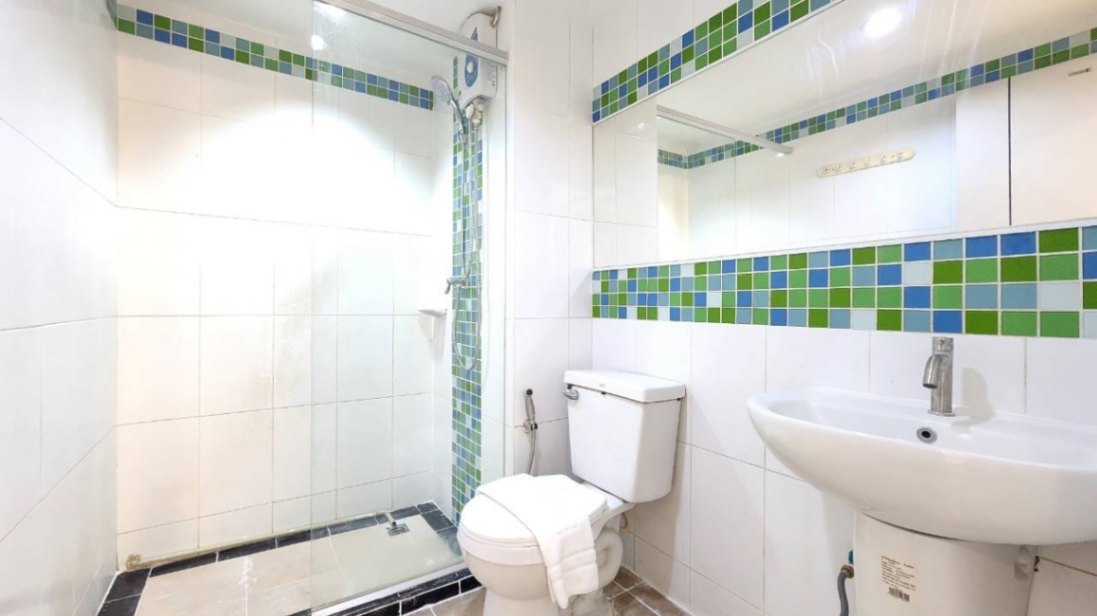 Regent Home 4 - Image 6