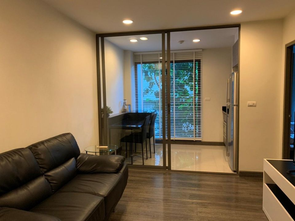 1 Bedroom Condo For Sale in Khlong Toei Nuea, Vadhana, Bangkok - Image 1