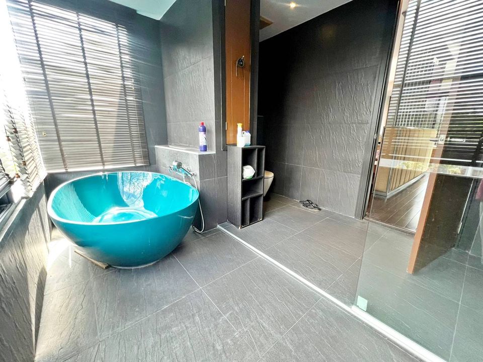 The Resort Condominium - Image 14