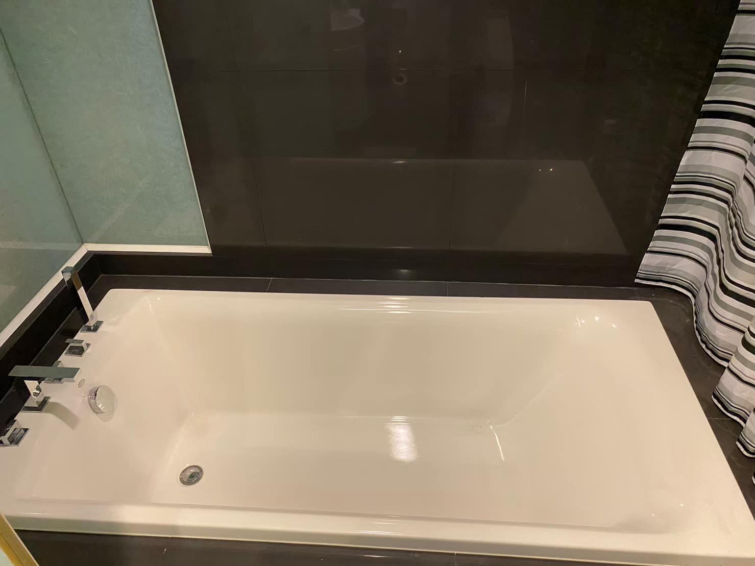 1 Bedroom Condo For Sale in Thung Wat Don, Sathon, Bangkok - Image 4