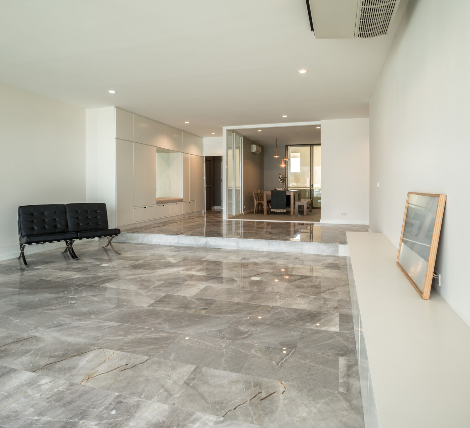 River House Condominium - Image 4