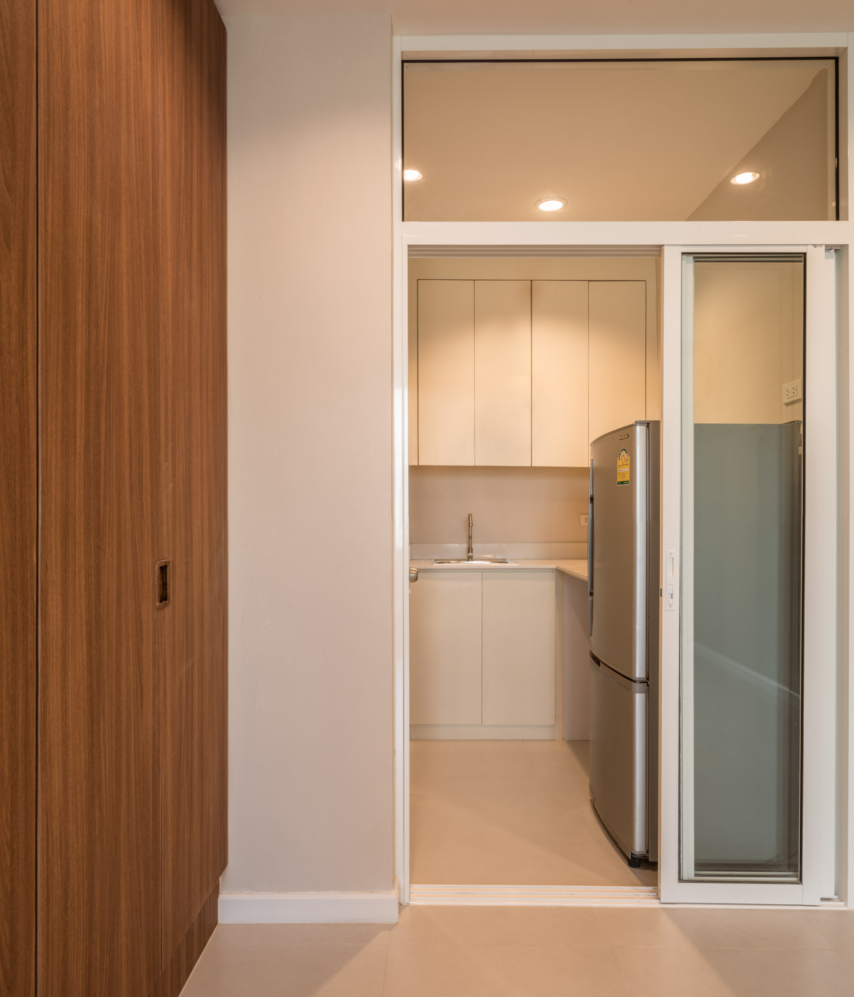 River House Condominium - Image 7