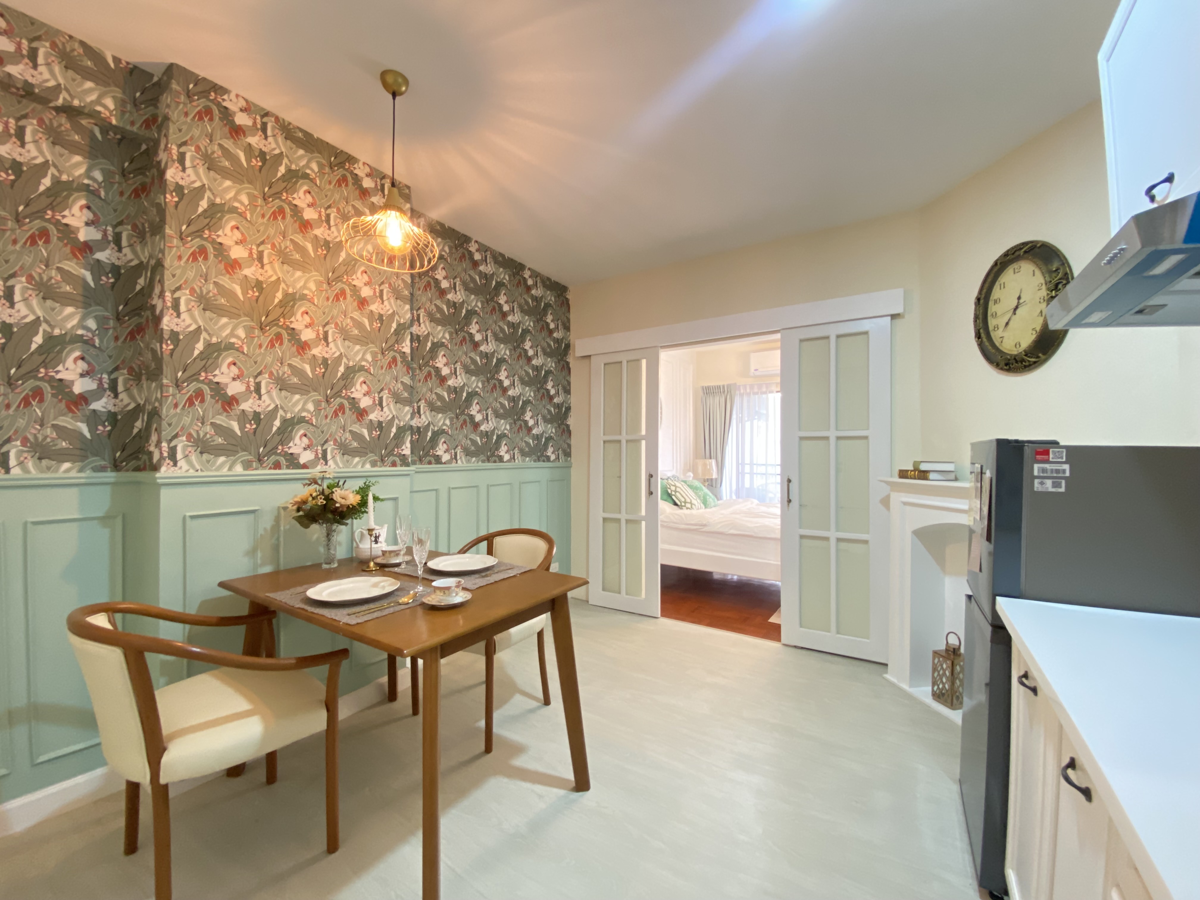 Riverside Condo - Image 2