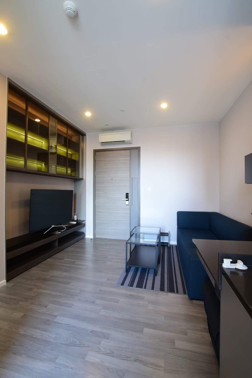 The Room Sukhumvit 69 - Image 1