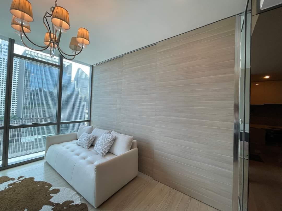 The Room Sukhumvit 21 - Image 11