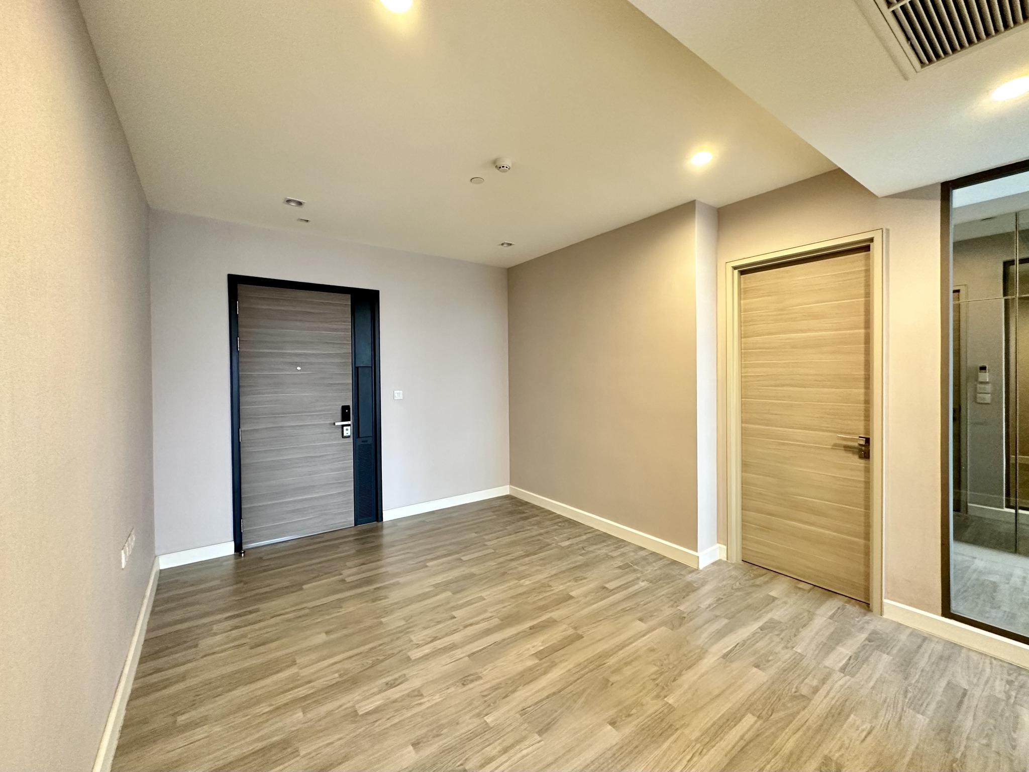 The Room Sathorn - TanonPun - Image 3