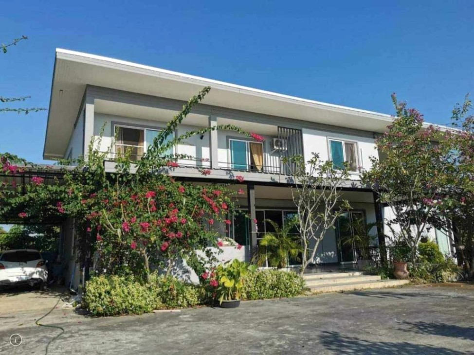 3 卧室 独立房屋 出租 在  - Image 1