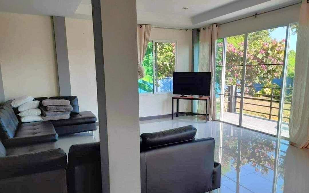 3 卧室 独立房屋 出租 在  - Image 2