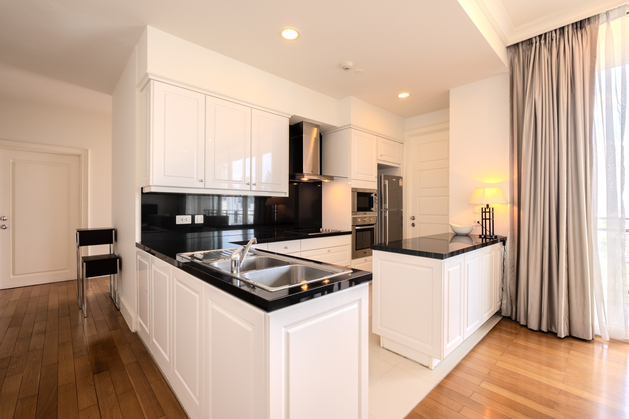 Royce Private Residences - Image 16