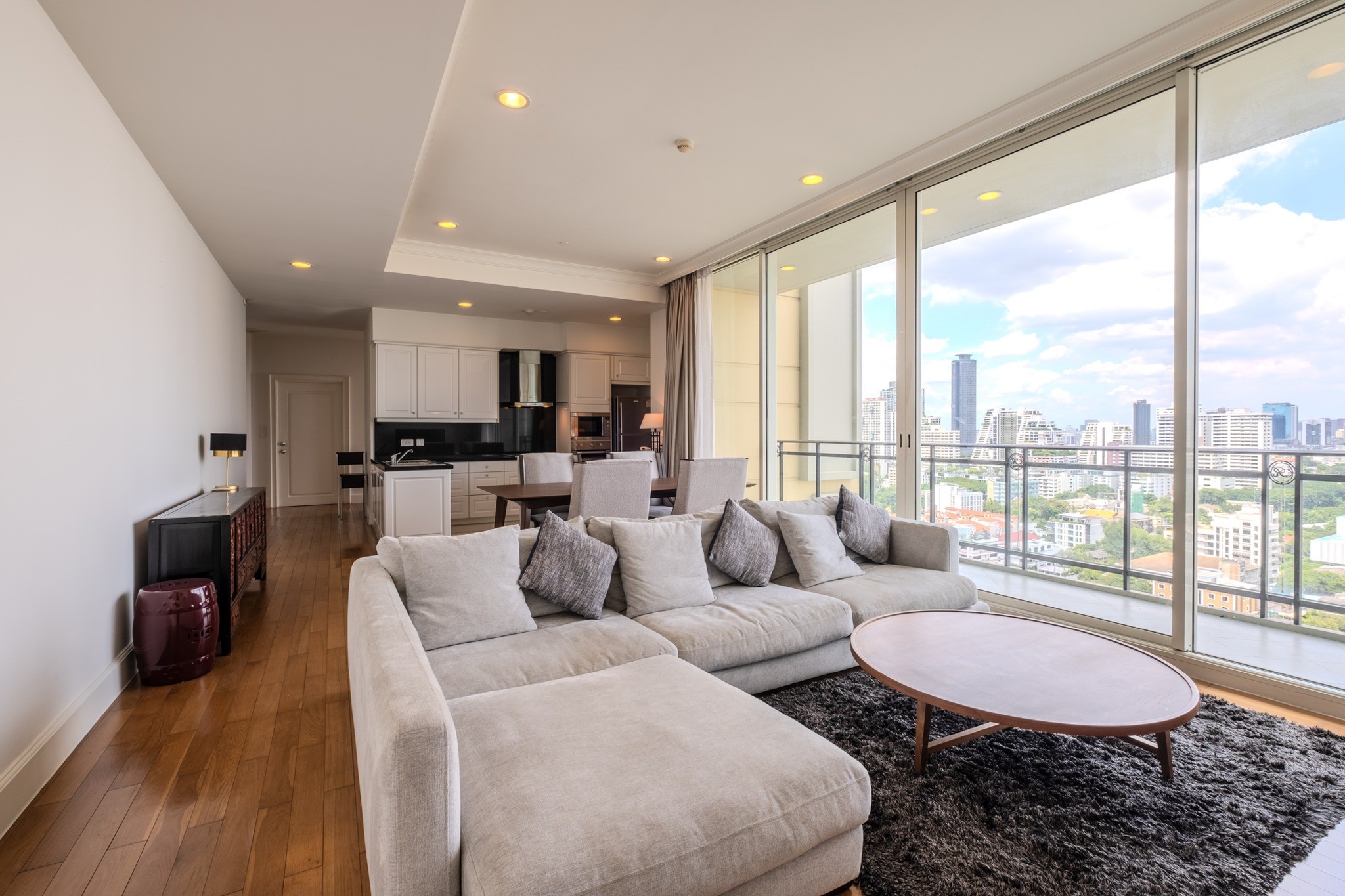 Royce Private Residences - Image 1