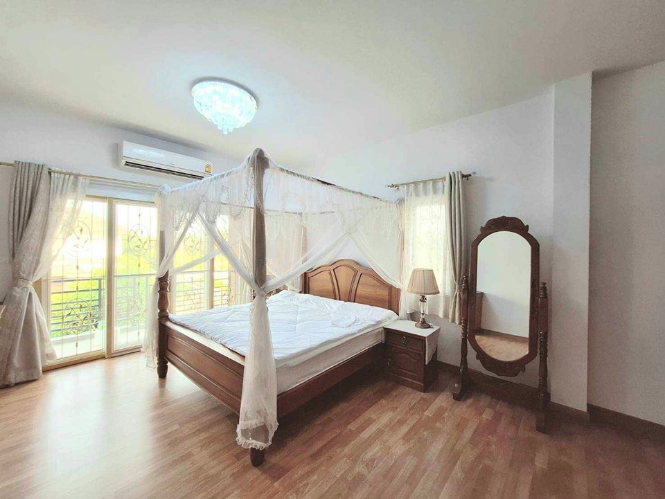 San Saran - Mod Chic - Image 8