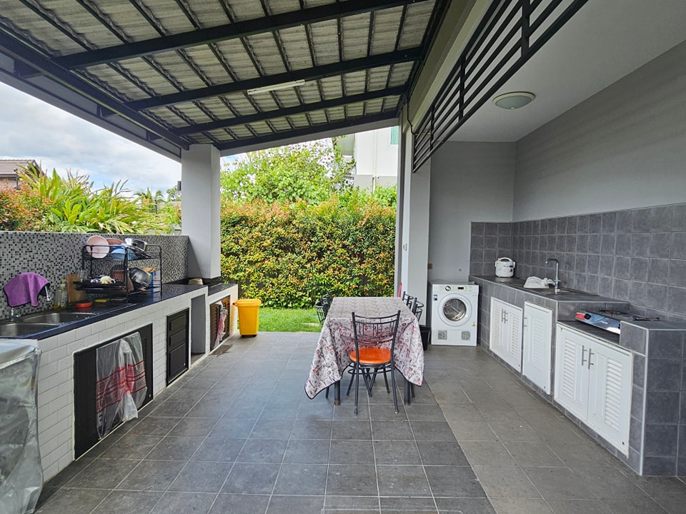 4 Bedroom House For Sale in Ban Waen, Hang Dong, Chiang Mai - Image 9