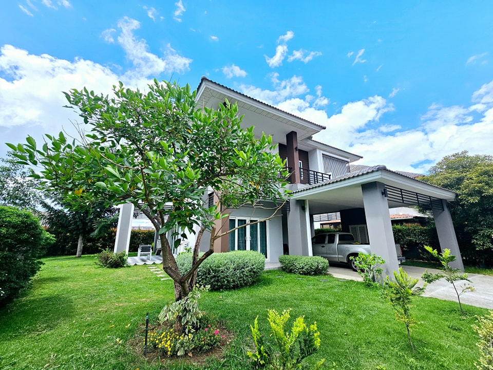 4 Bedroom House For Sale in Ban Waen, Hang Dong, Chiang Mai - Image 4