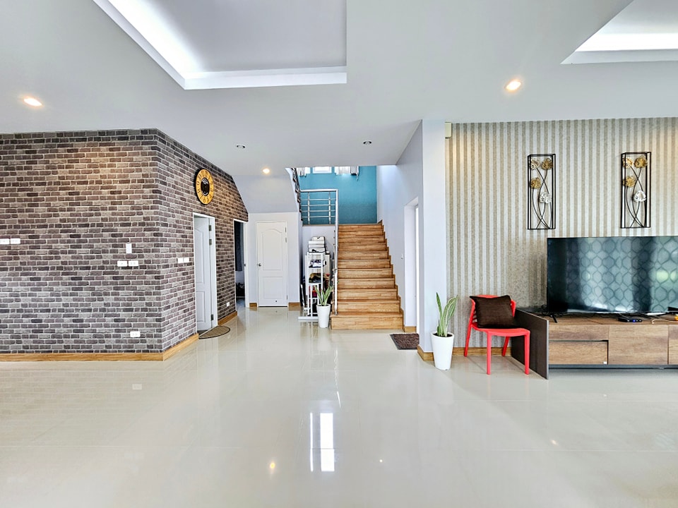 4 Bedroom House For Sale in Ban Waen, Hang Dong, Chiang Mai - Image 15
