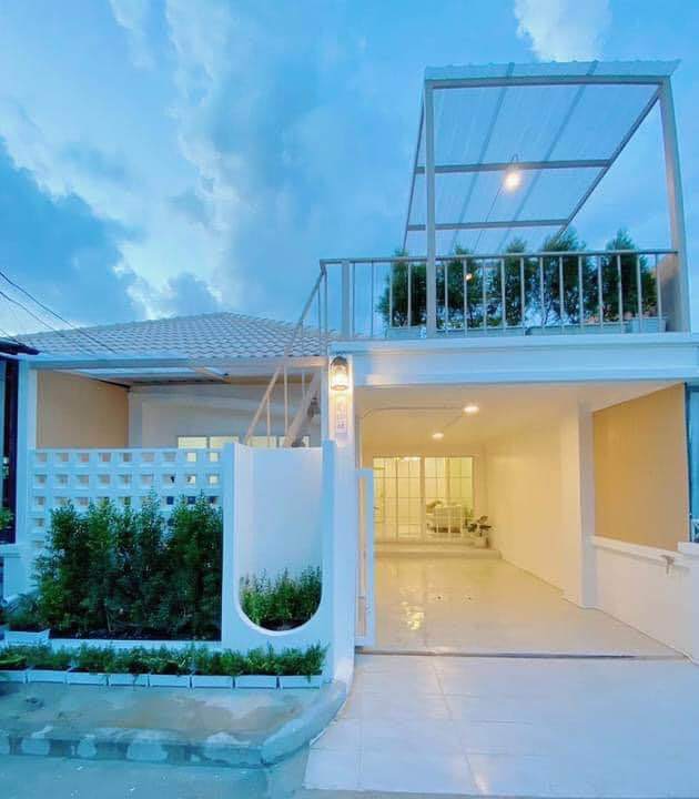 3 Bedroom Townhouse For Sale in San Sai Noi, San Sai, Chiang Mai - Image 1