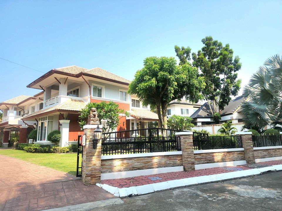 6 ห้องนอน บ้านเดี่ยว สำหรับเช่า ใน หนองแจง, บึงสามพัน, เพชรบูรณ์ - Image 1