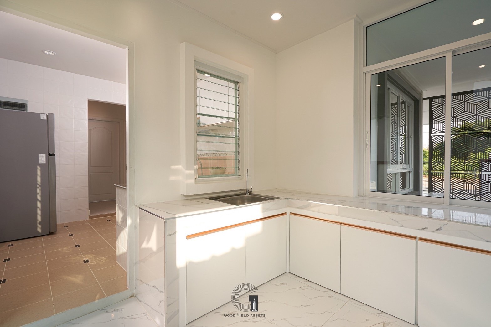 4 卧室 独立房屋  在  - Image 13