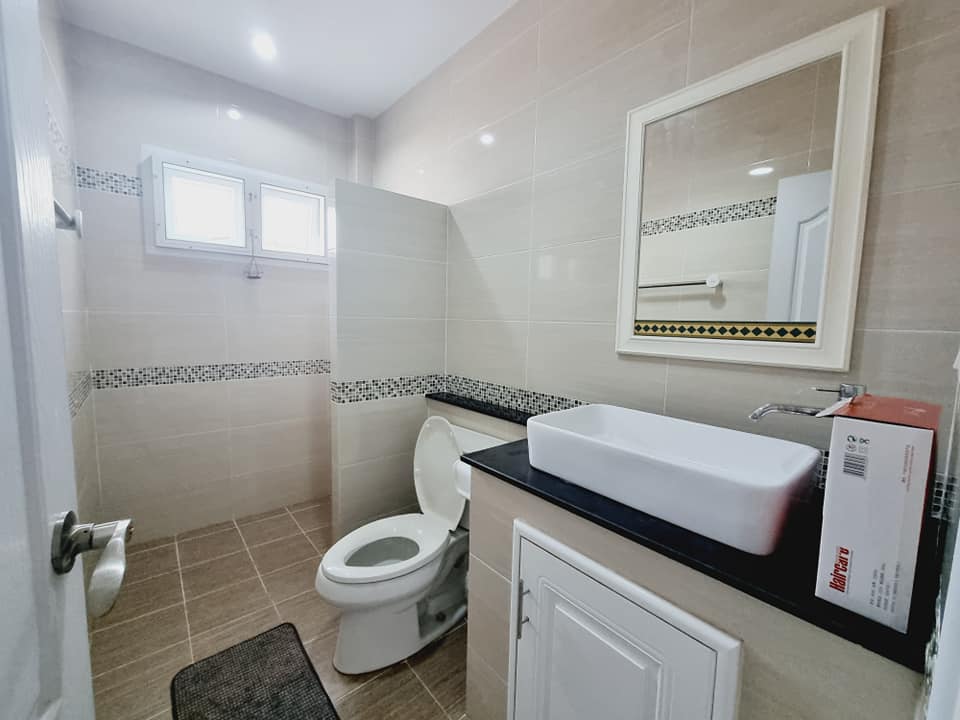 5 Bedroom House  in Nong Phueng, Saraphi, Chiang Mai - Image 12