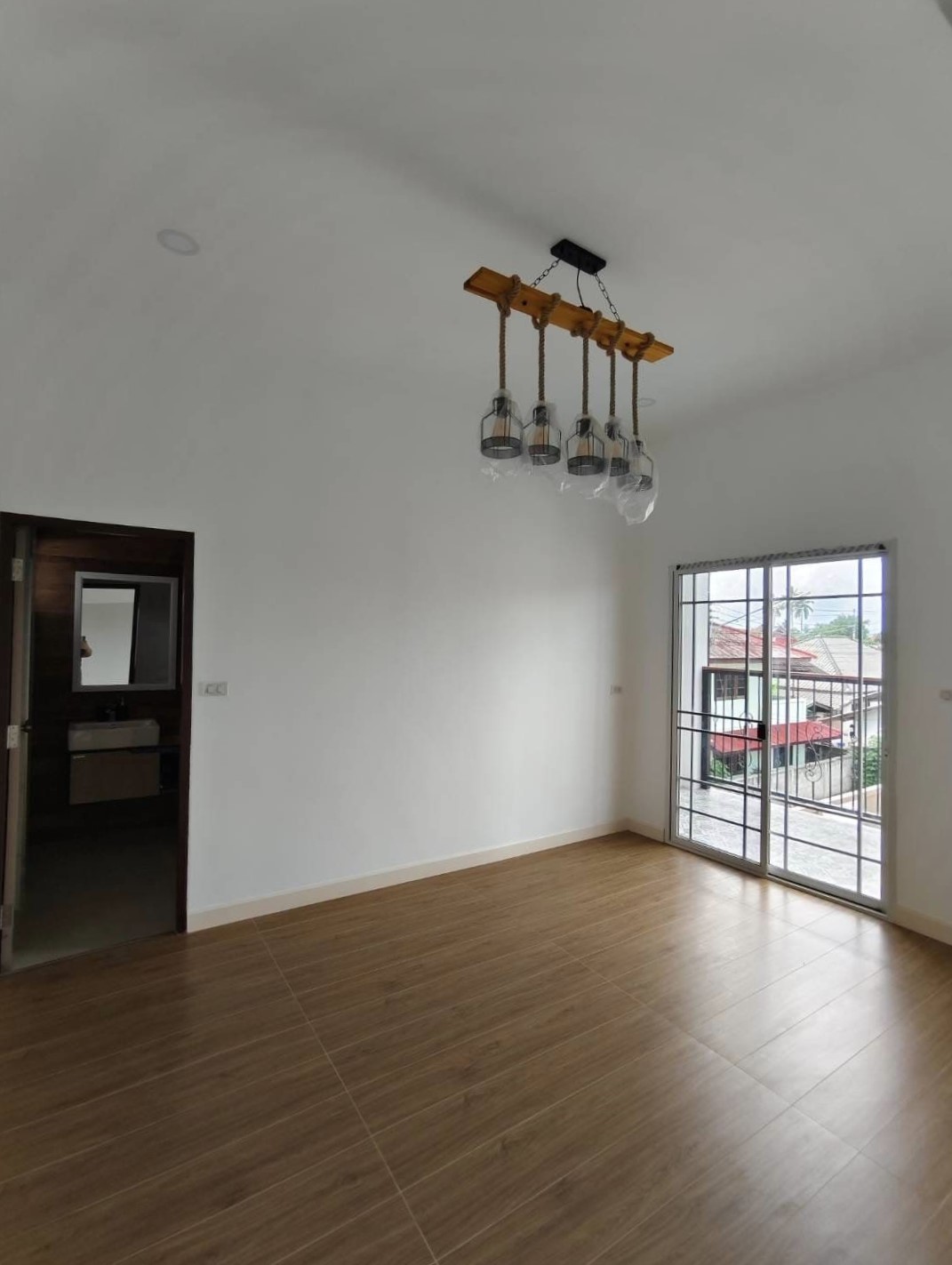 4 Bedroom House For Sale in Pa Bong, Saraphi, Chiang Mai - Image 19
