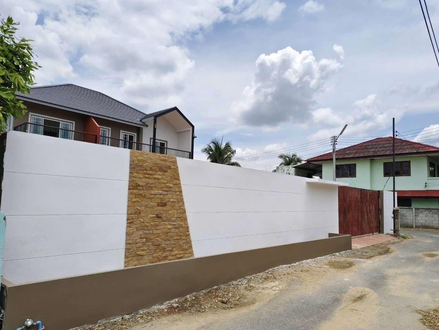 4 Bedroom House For Sale in Pa Bong, Saraphi, Chiang Mai - Image 3