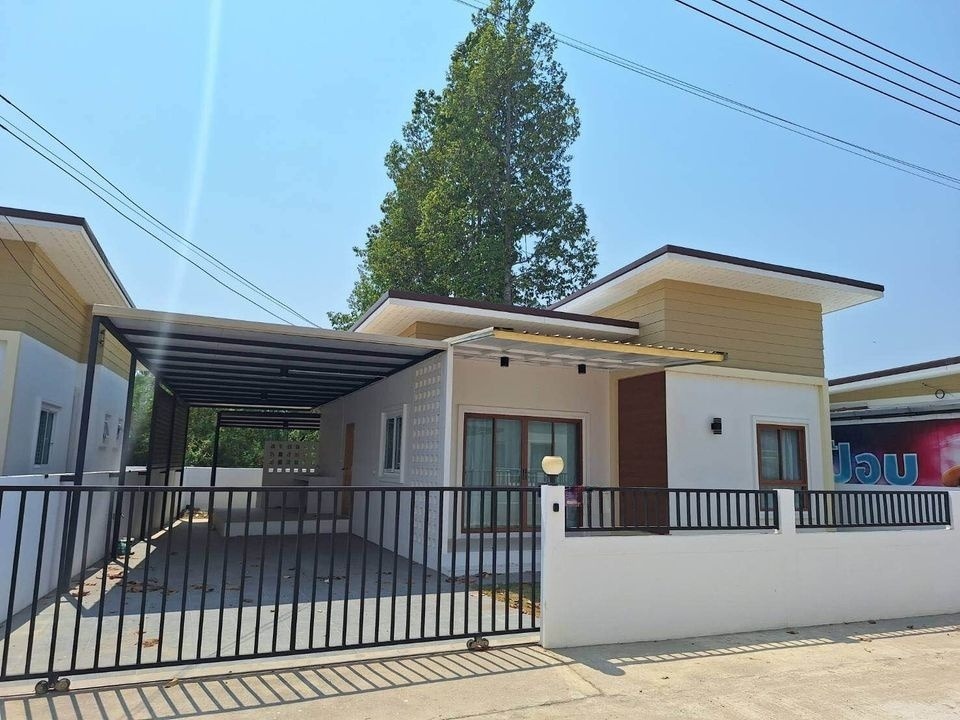 3 Bedroom House For Rent in Don Kaeo, Saraphi, Chiang Mai - Image 1