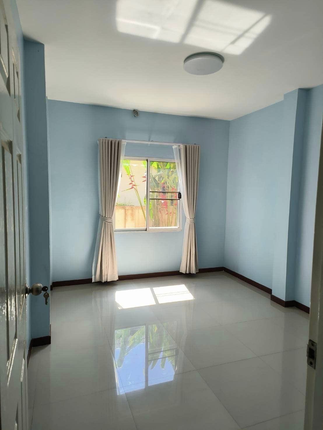 4 卧室 独立房屋  在  - Image 7