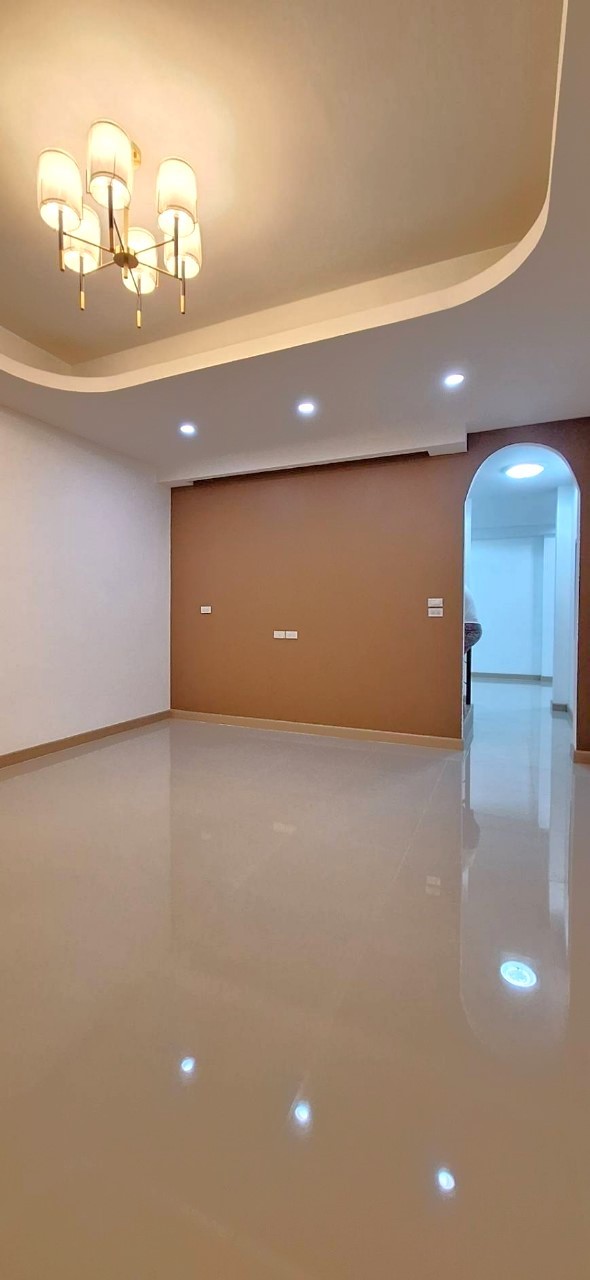 3 Bedroom House For Sale in Tha Wang Tan, Saraphi, Chiang Mai - Image 2