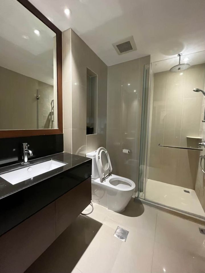 Sathorn Gardens - Image 8