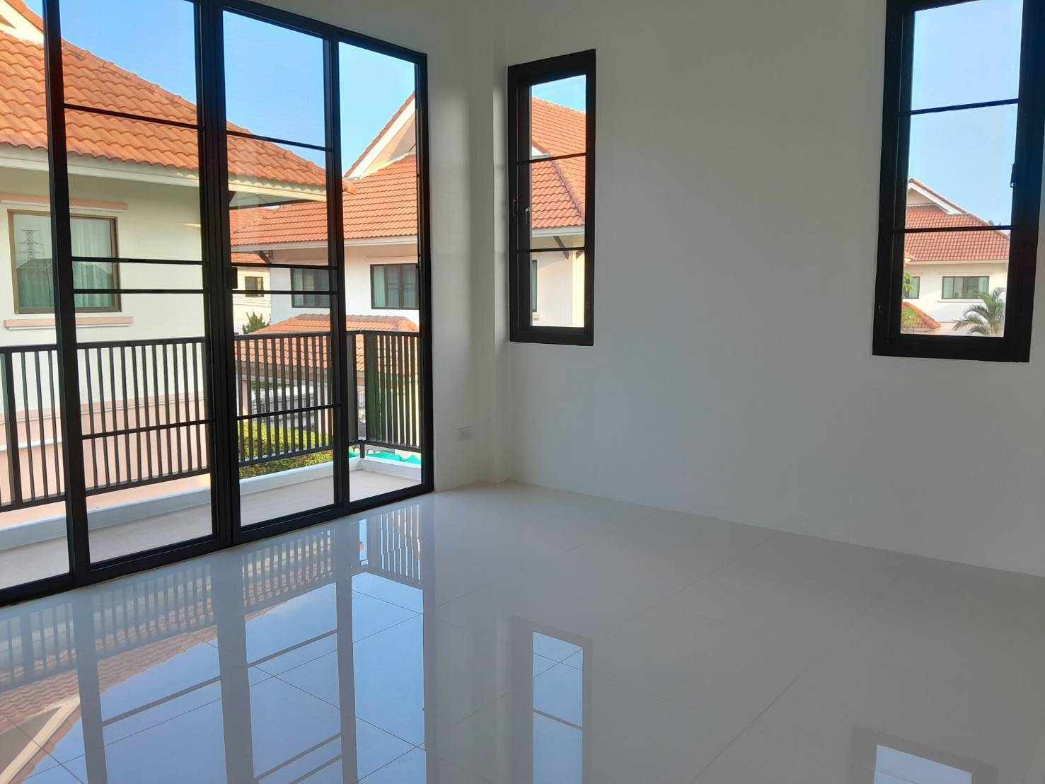 4 Bedroom House For Sale in San Sai Noi, San Sai, Chiang Mai - Image 8