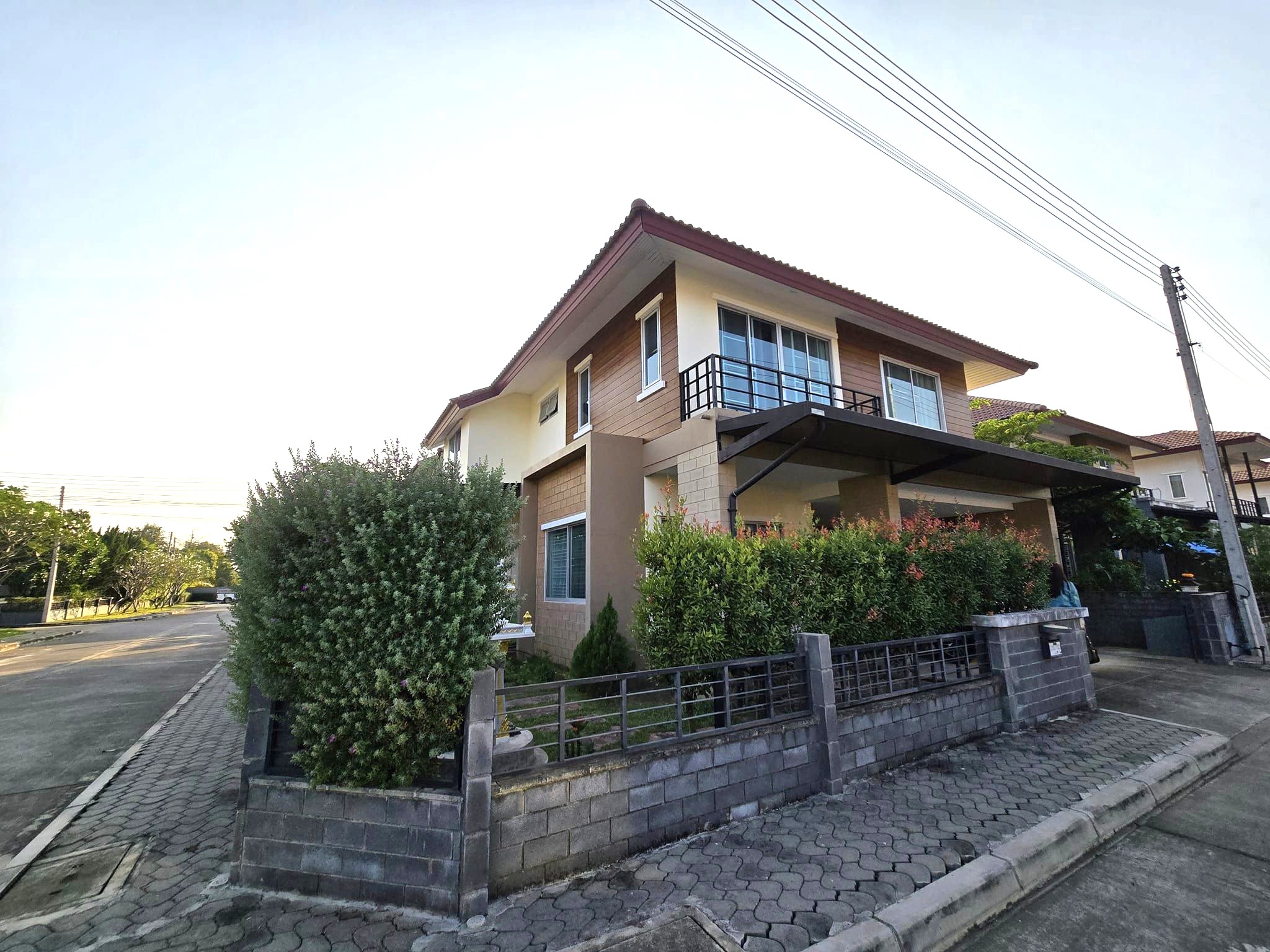 3 Bedroom House For Sale in Ton Pao, San Kamphaeng, Chiang Mai - Image 1