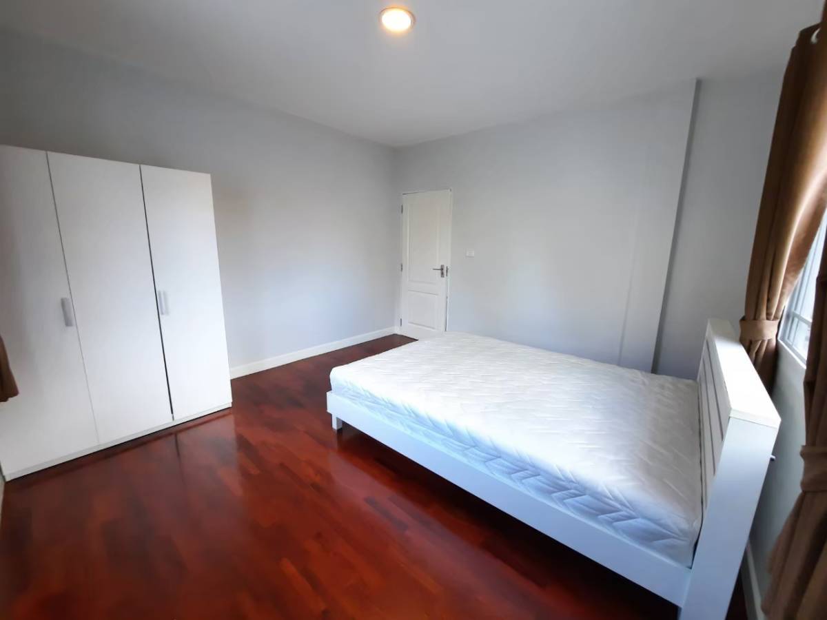 4 Bedroom House For Sale in Mae Hia, Mueang Chiang Mai, Chiang Mai - Image 9