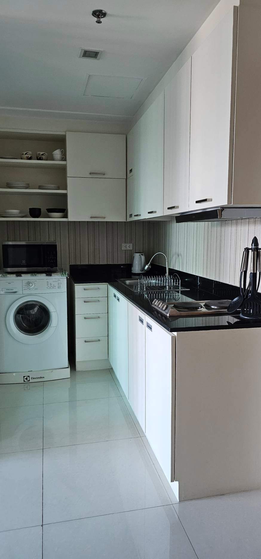 The Shine Condo - Image 2