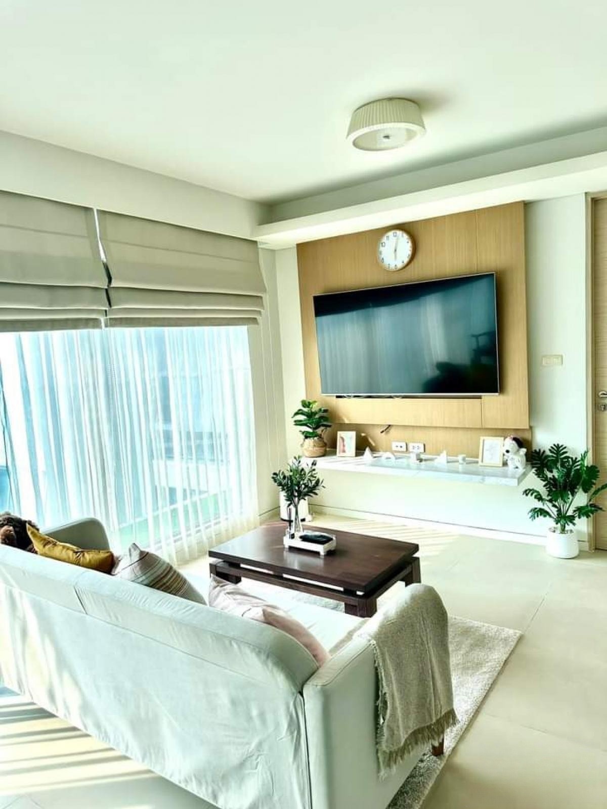 3 Bedroom Condo For Rent in Khlong Tan Nuea, Vadhana, Bangkok - Image 2