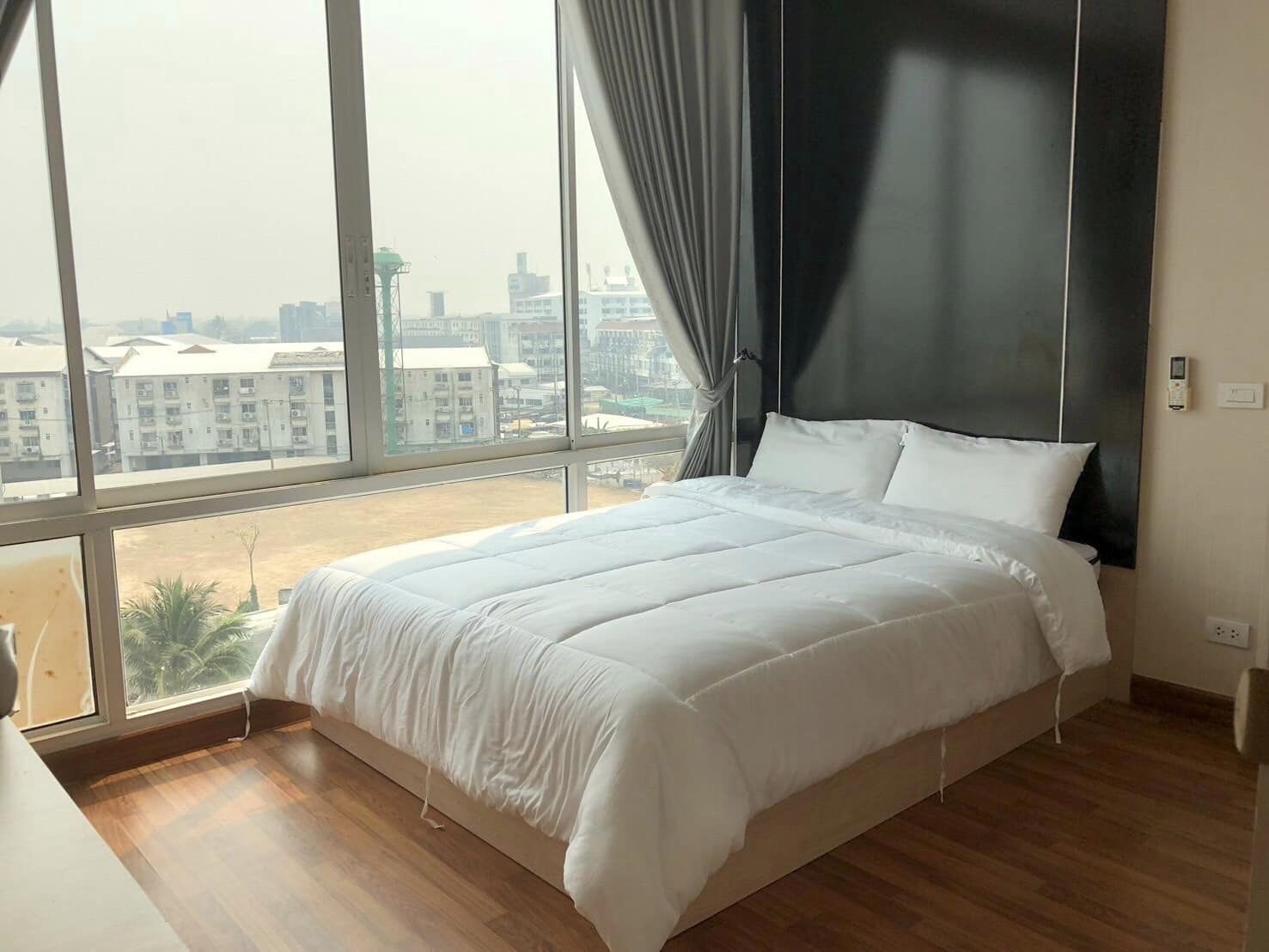 Siri Condo - Image 7