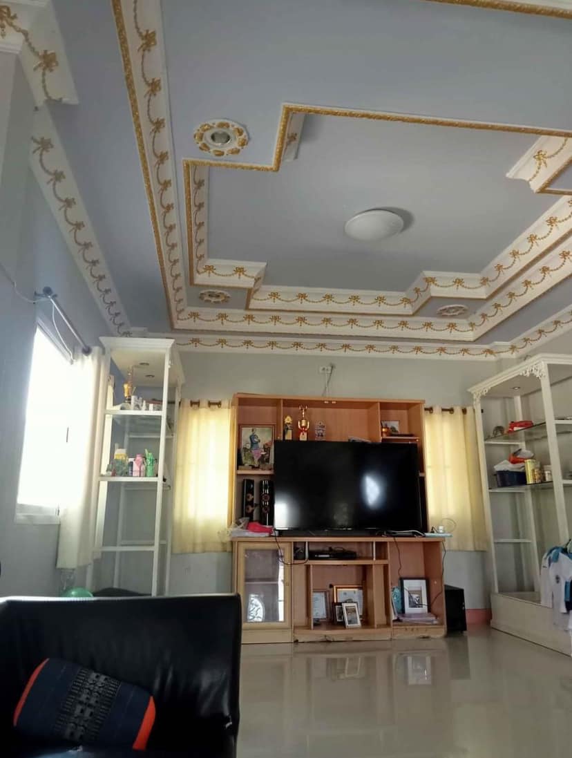 4 Bedroom House For Sale in Buak Khang, San Kamphaeng, Chiang Mai - Image 2