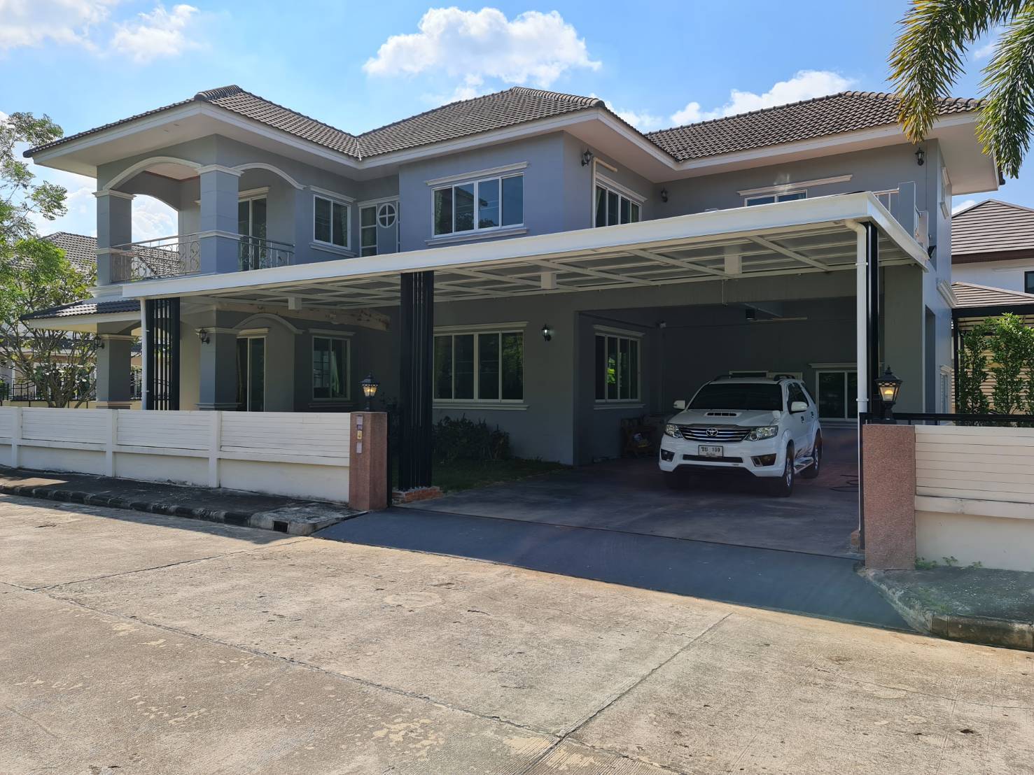 4 Bedroom House For Sale in San Klang, San Kamphaeng, Chiang Mai - Image 1