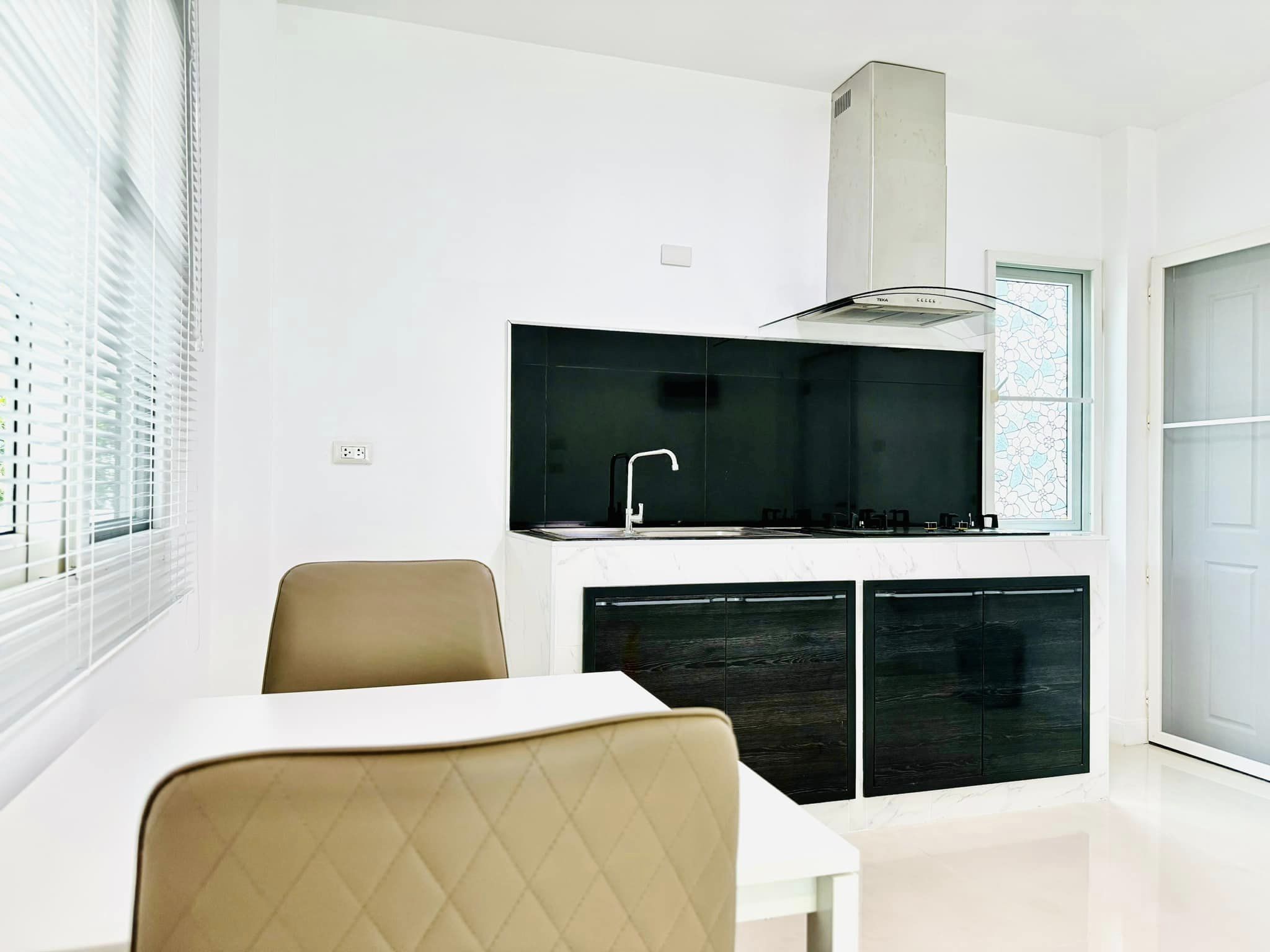 3 Bedroom House For Sale in Ton Pao, San Kamphaeng, Chiang Mai - Image 12